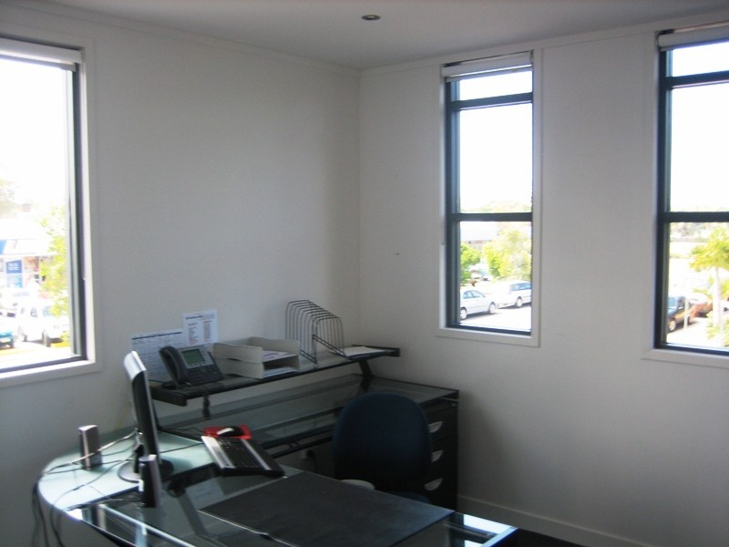 4 / 19  Birtwill Street, Coolum Beach QLD 4573