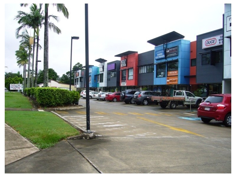 2/64 Sugar Rd, Maroochydore QLD 4558