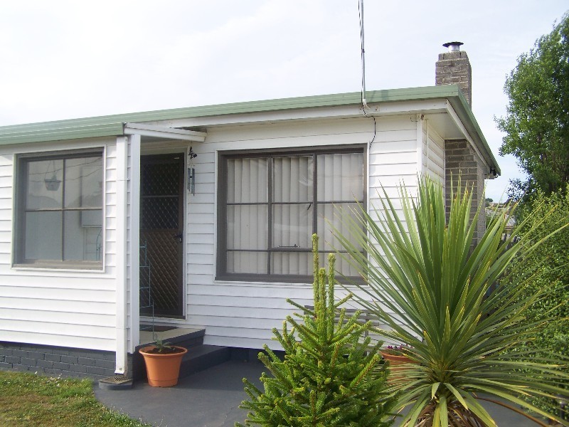 13 Wattle Road, Quoiba TAS 7310