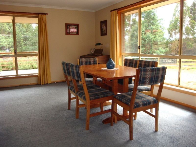 31 Brookland Avenue, Acacia Hills TAS 7306