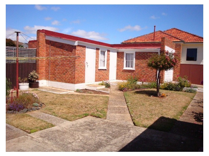 17 Ronald Street, Devonport TAS 7310