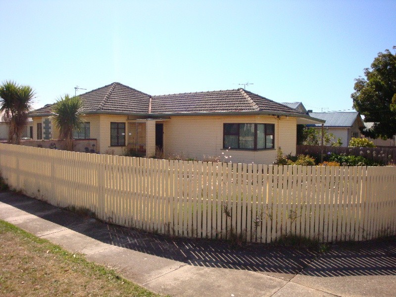 128 Parker Street, Devonport TAS 7310