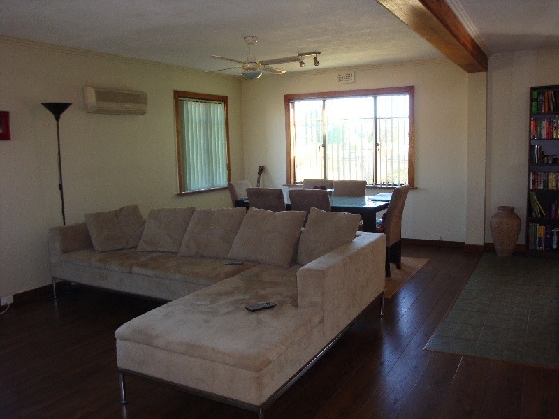 128 Parker Street, Devonport TAS 7310