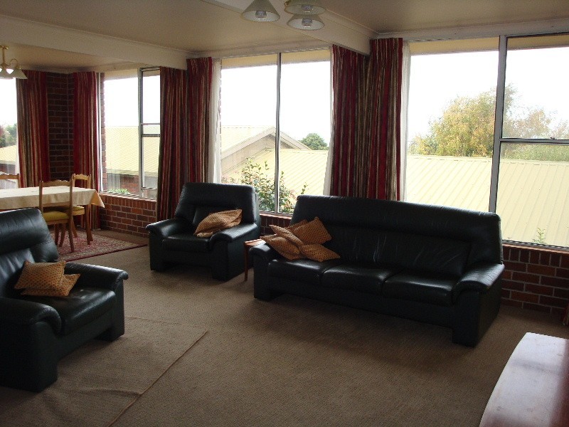 100 James Street, Devonport TAS 7310