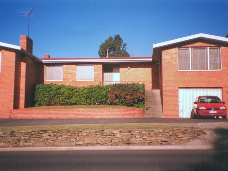 1/109 Middle Road, Devonport TAS 7310