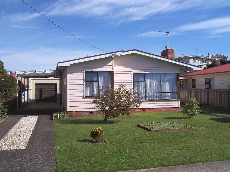 17 Sorell Street, Devonport TAS 7310
