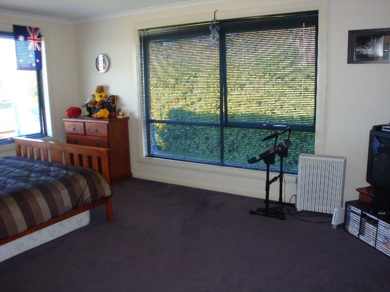 17 St Andrews Drive, Devonport TAS 7310