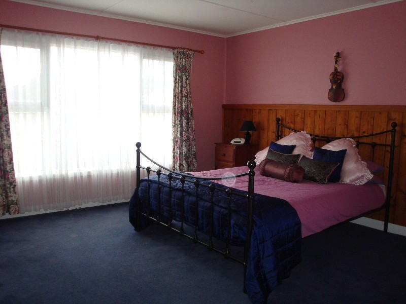 44 Main Road, Wilmot TAS 7310