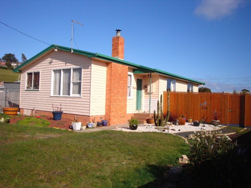 13 Kiah Place, East Devonport TAS 7310