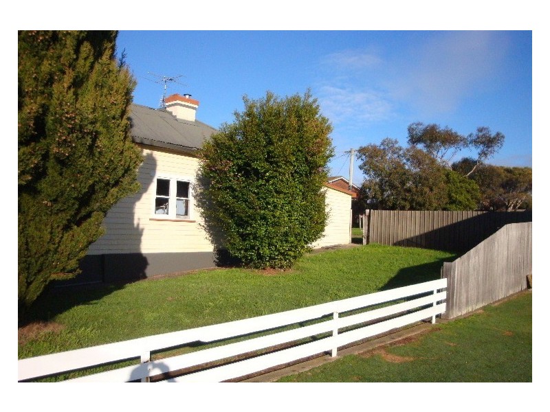 23 Victoria Street, Devonport TAS 7310