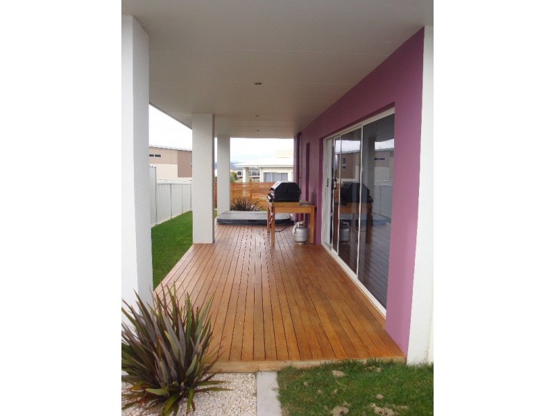 1&4/109-111 The Boulevard, Shearwater TAS 7307