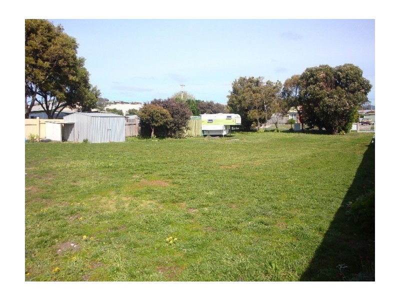 11 Gwynne Street, East Devonport TAS 7310