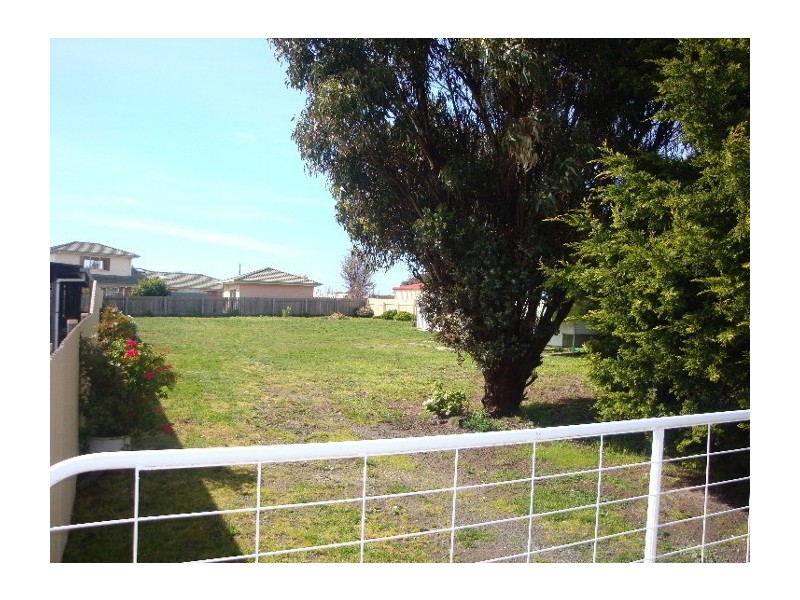 11 Gwynne Street, East Devonport TAS 7310