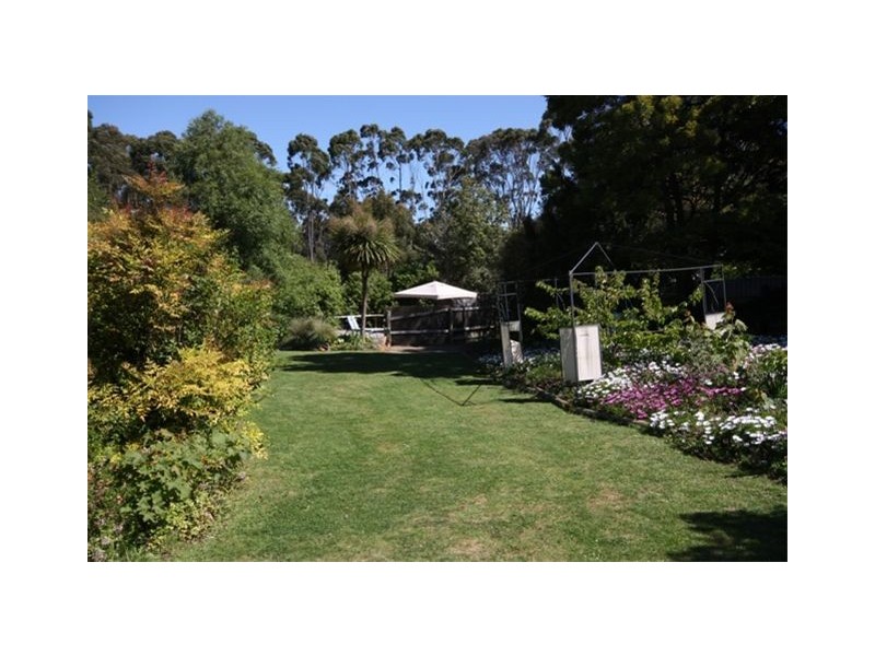 95 Middle Road, Devonport TAS 7310