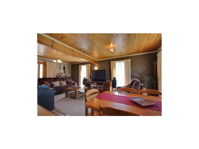 44 Lakeside Drive, Eugenana TAS 7310