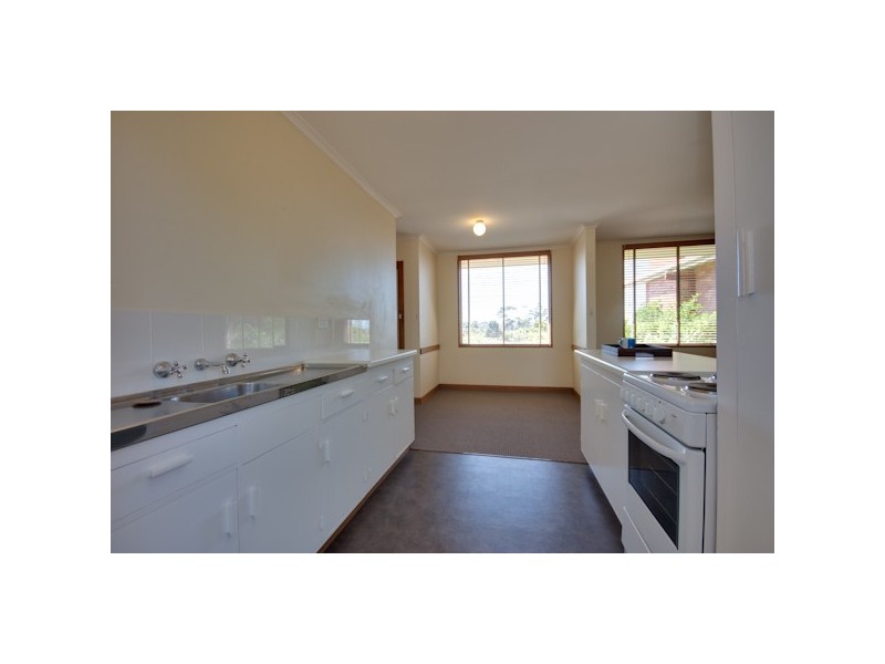 2/109 Middle Road, Devonport TAS 7310