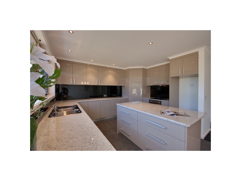 19 Greenway Avenue, Devonport TAS 7310