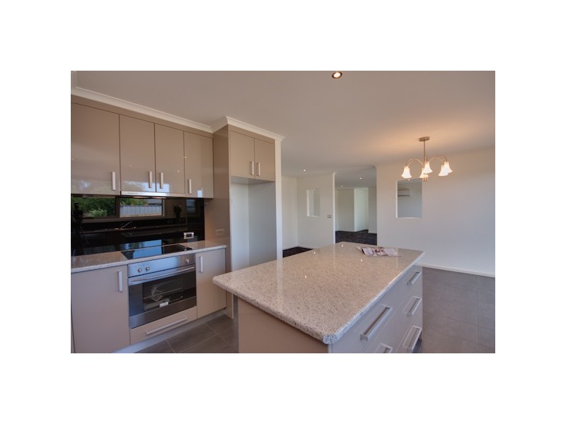 19 Greenway Avenue, Devonport TAS 7310