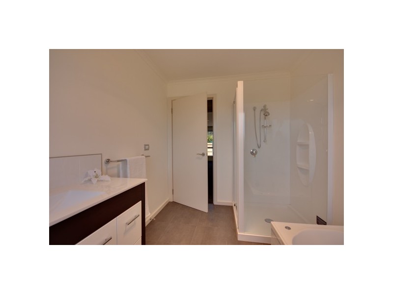 19 Greenway Avenue, Devonport TAS 7310