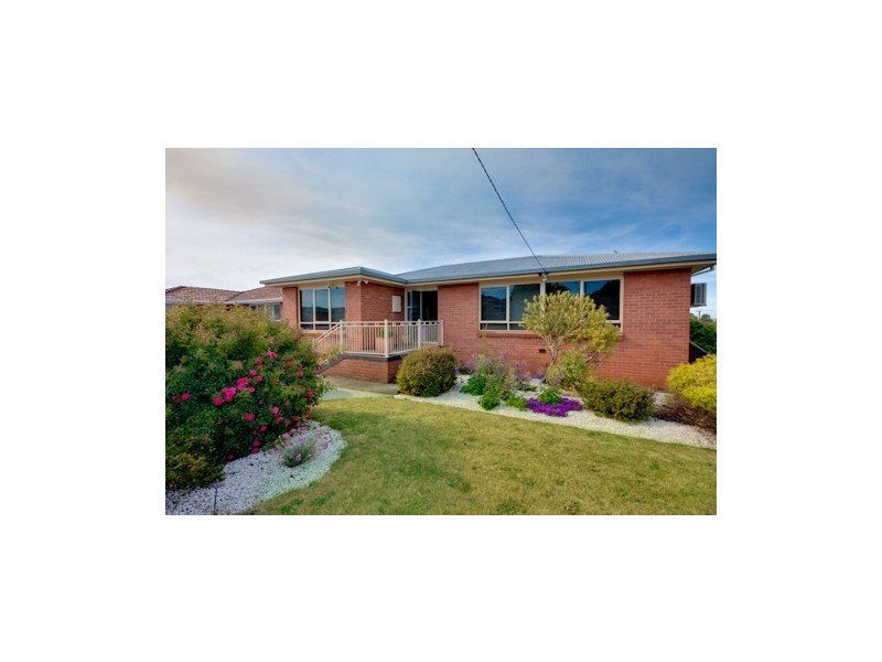4 Willow Avenue, Devonport TAS 7310