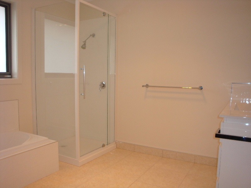 2/1 Cherry Grove, Latrobe TAS 7307