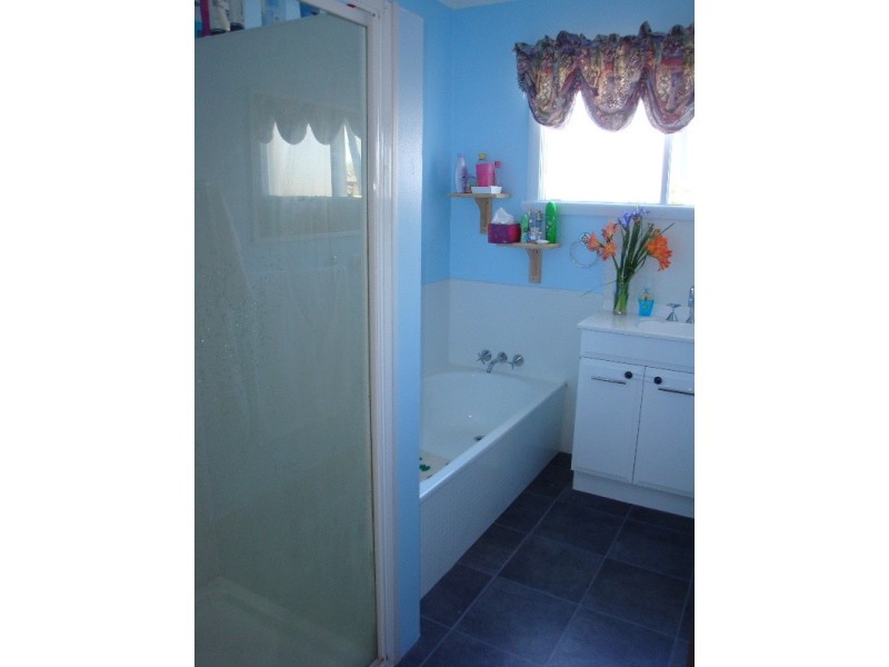 28 Boronia Avenue, Devonport TAS 7310