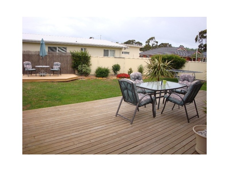 6 St Andrews Drive, Devonport TAS 7310