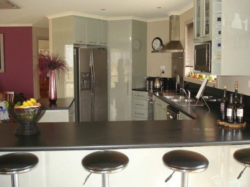 92 Hillcrest  Road, Devonport TAS 7310