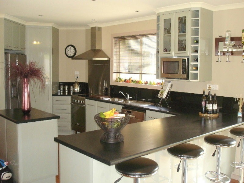 92 Hillcrest  Road, Devonport TAS 7310