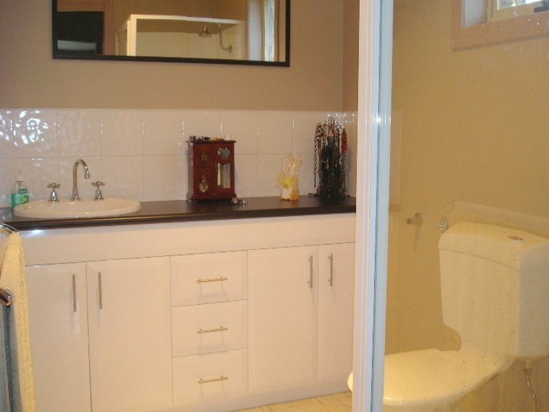 92 Hillcrest  Road, Devonport TAS 7310