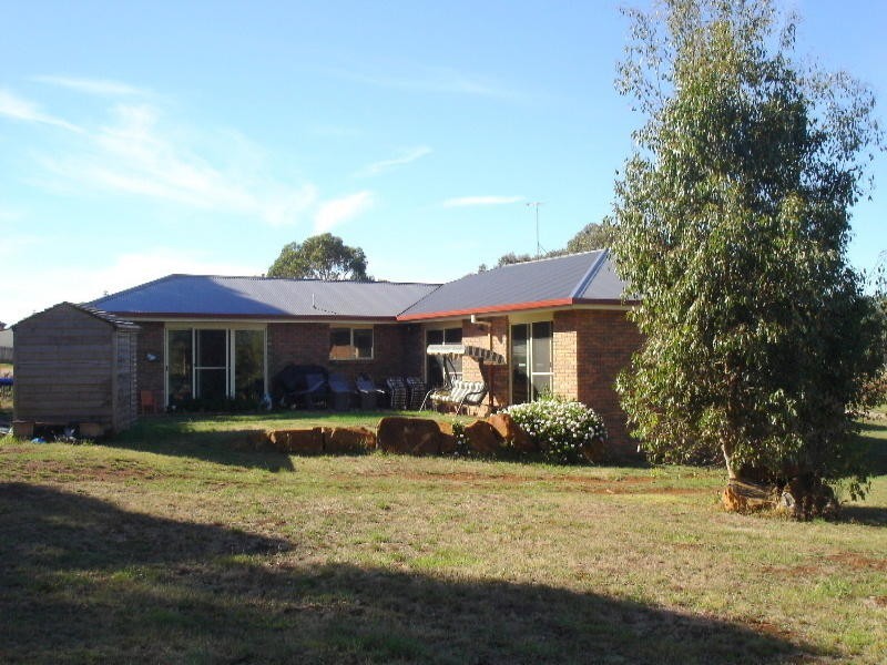 92 Hillcrest  Road, Devonport TAS 7310