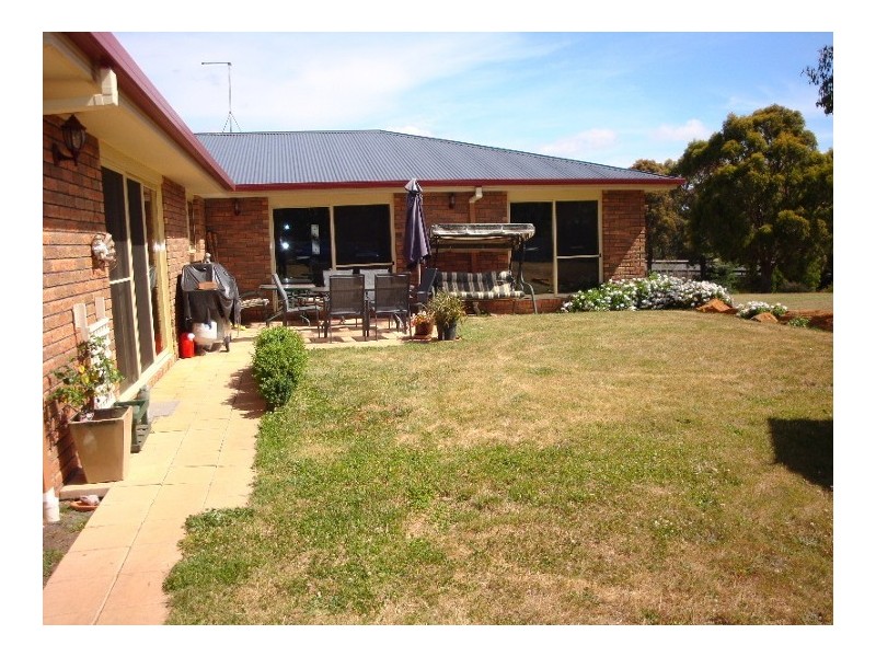 92 Hillcrest  Road, Devonport TAS 7310