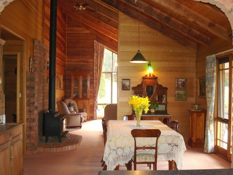 8 Laycock Road, Spreyton TAS 7310