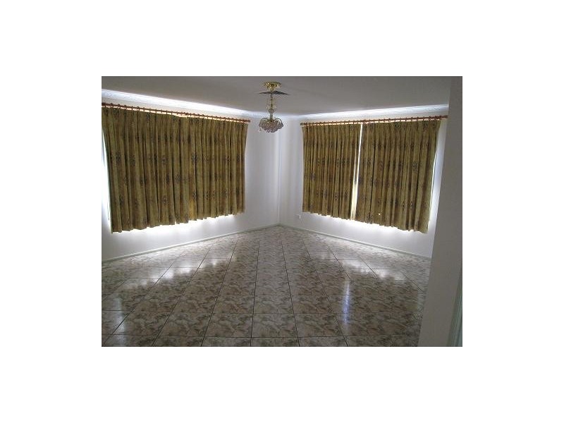 21 Ellesmere Street, Panania NSW 2213