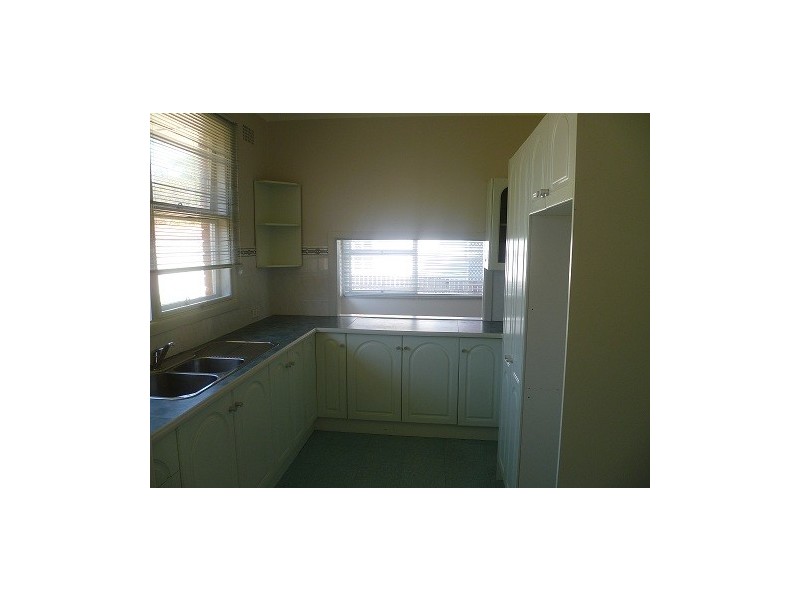 26 Taloma Street, Picnic Point NSW 2213