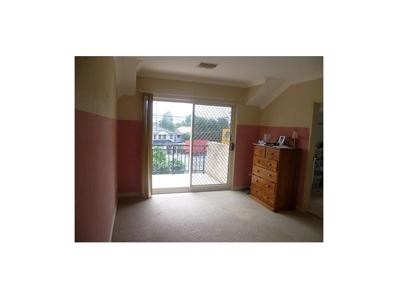 1/831 Henry Lawson Drive, Picnic Point NSW 2213