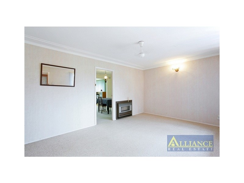 12 Eileen Street, Picnic Point NSW 2213