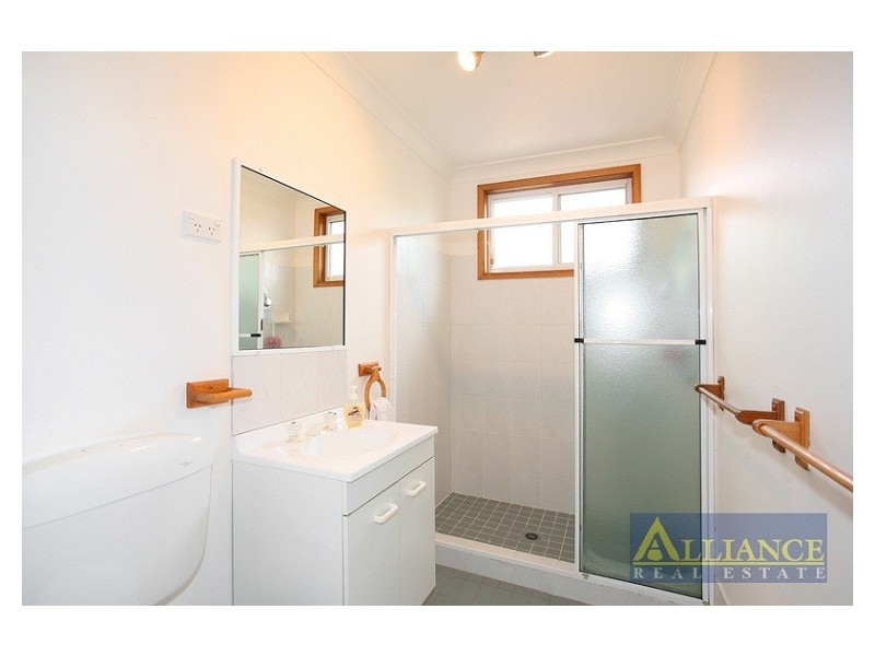 12 Eileen Street, Picnic Point NSW 2213