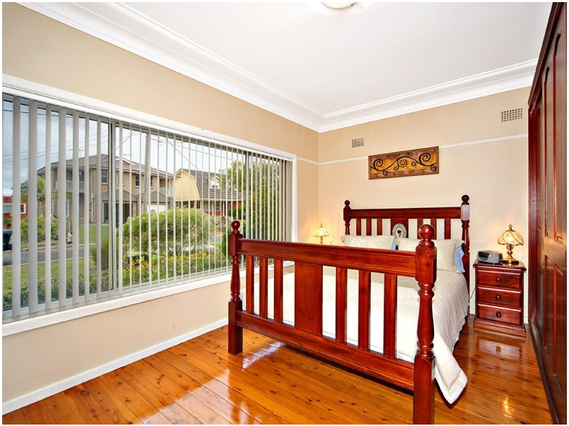 8 Baldi Avenue, Panania NSW 2213