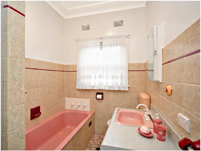 8 Baldi Avenue, Panania NSW 2213