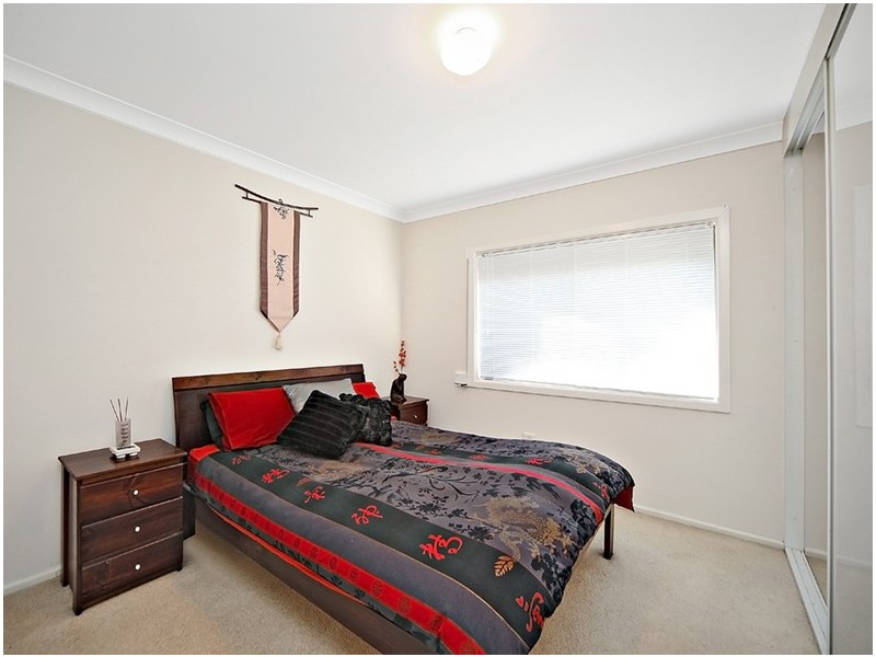 35 Lehn Road, East Hills NSW 2213