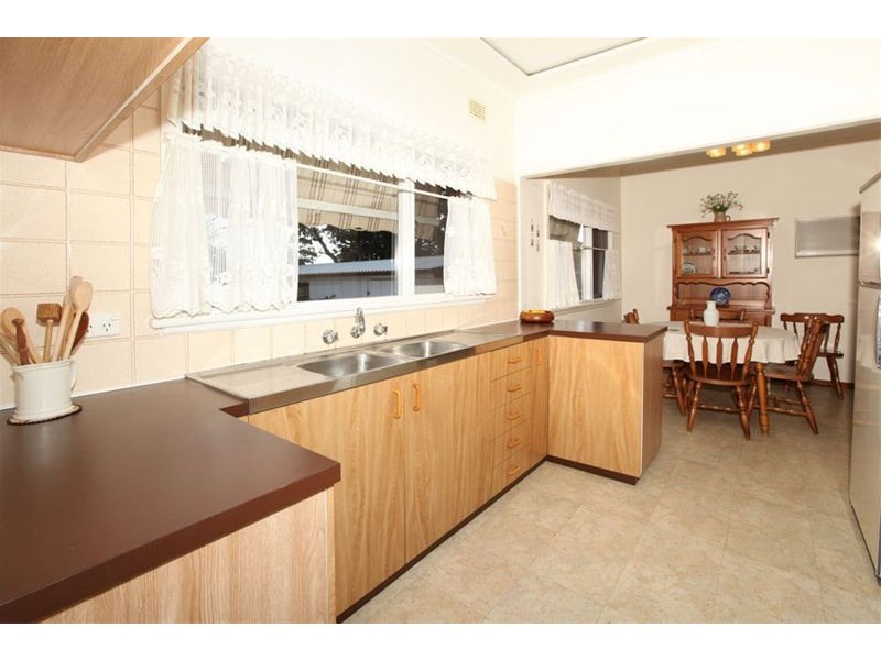 116 Kennedy Street, Picnic Point NSW 2213