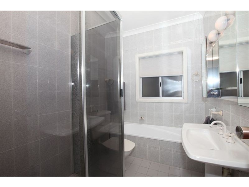 116 Kennedy Street, Picnic Point NSW 2213