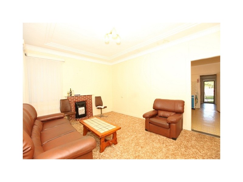 239 Tower Street, Panania NSW 2213