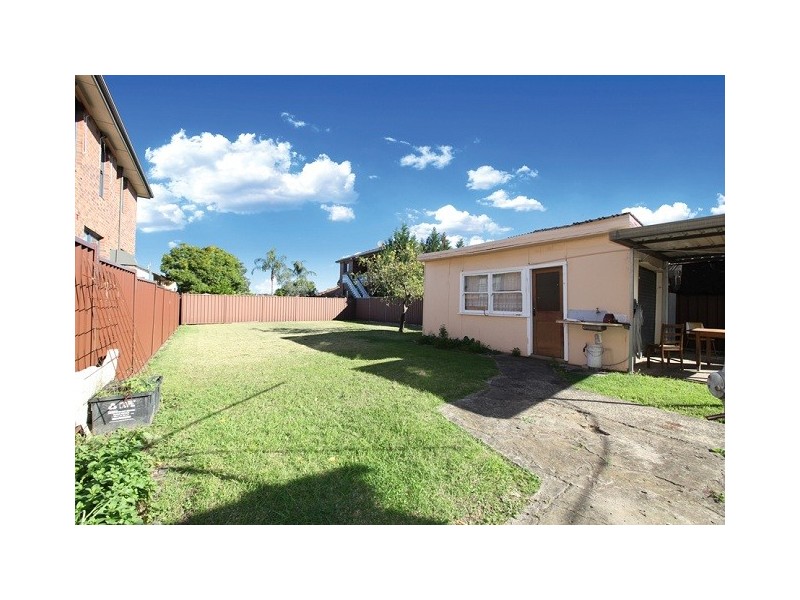 239 Tower Street, Panania NSW 2213