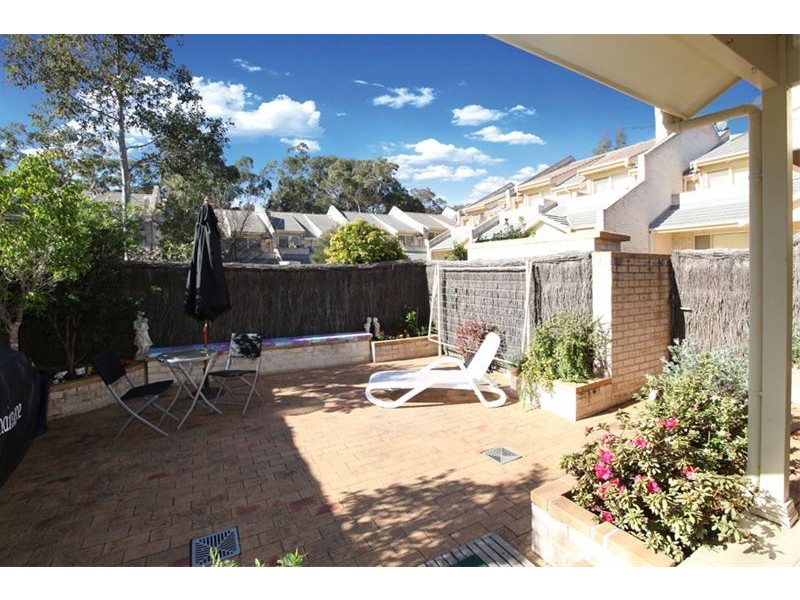 1/837 Henry Lawson Drive, Picnic Point NSW 2213