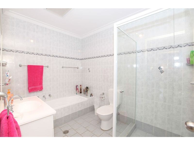 1/837 Henry Lawson Drive, Picnic Point NSW 2213