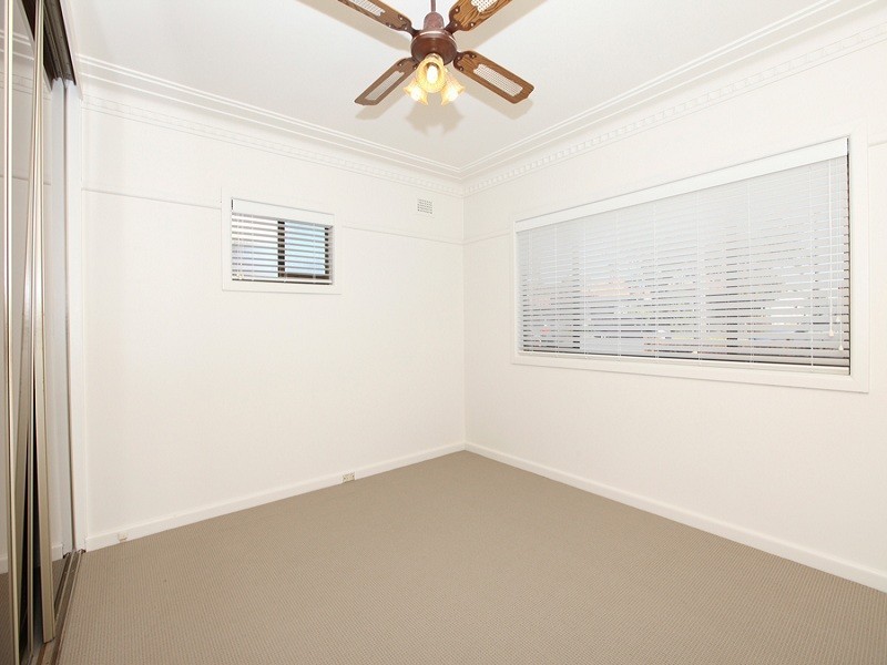 5 Picnic Point Road, Panania NSW 2213