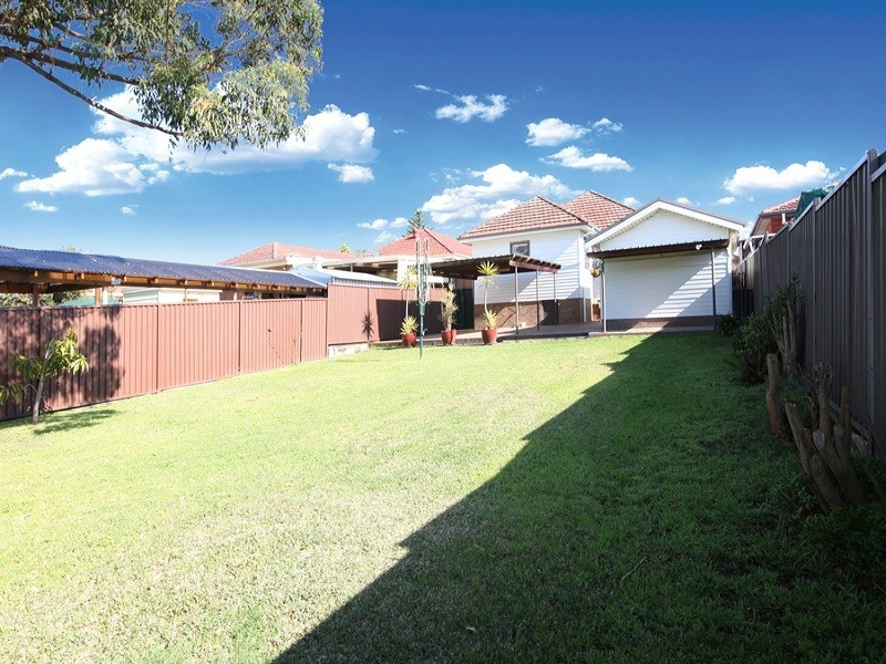 5 Picnic Point Road, Panania NSW 2213