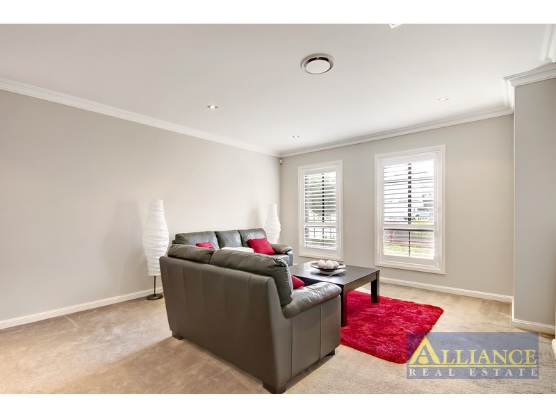 176 Lambeth Street, Picnic Point NSW 2213